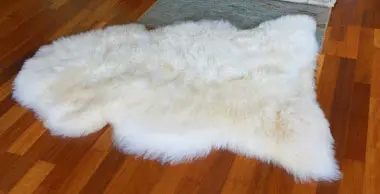 how do you wash a sheepskin rug in washing machine